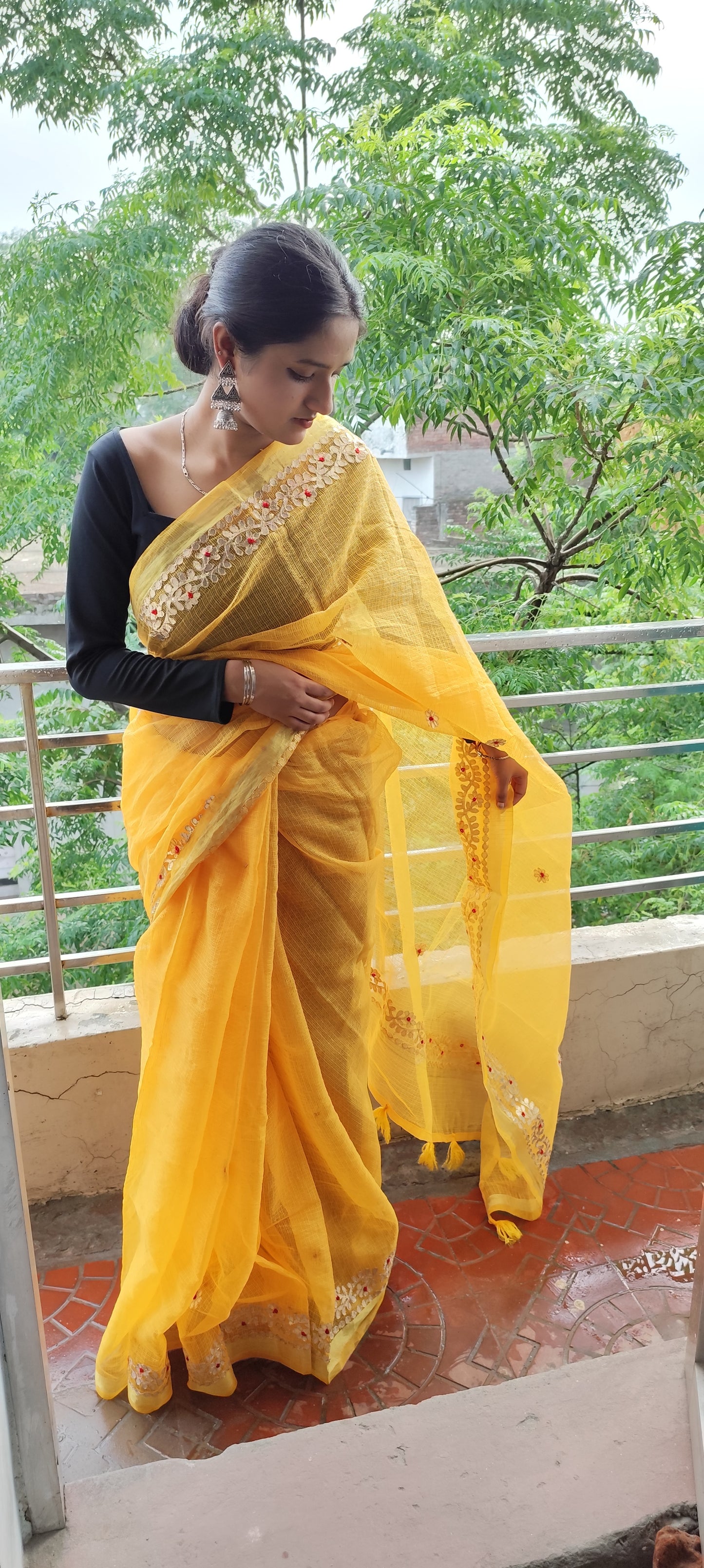 Yellow Gottapatti partywear saree