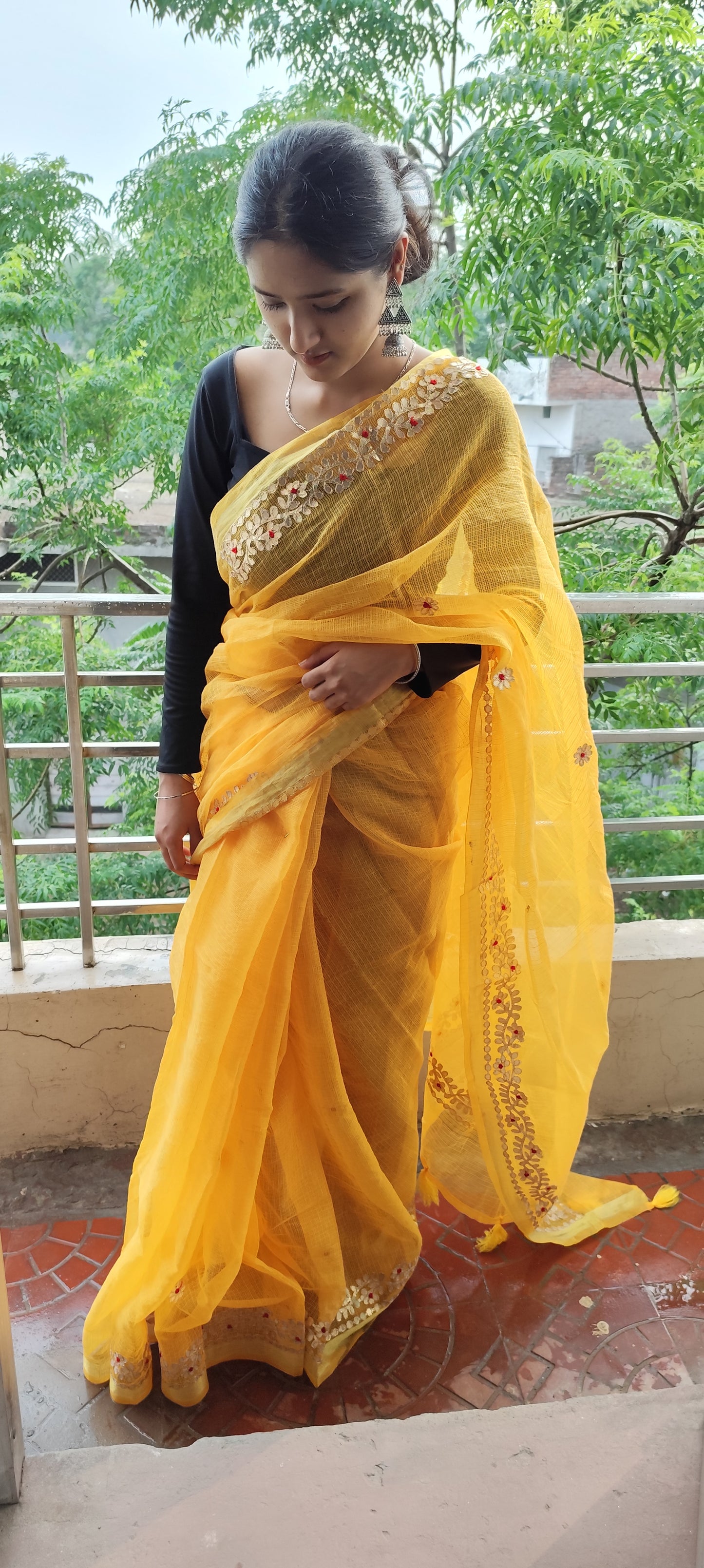 Yellow Gottapatti partywear saree