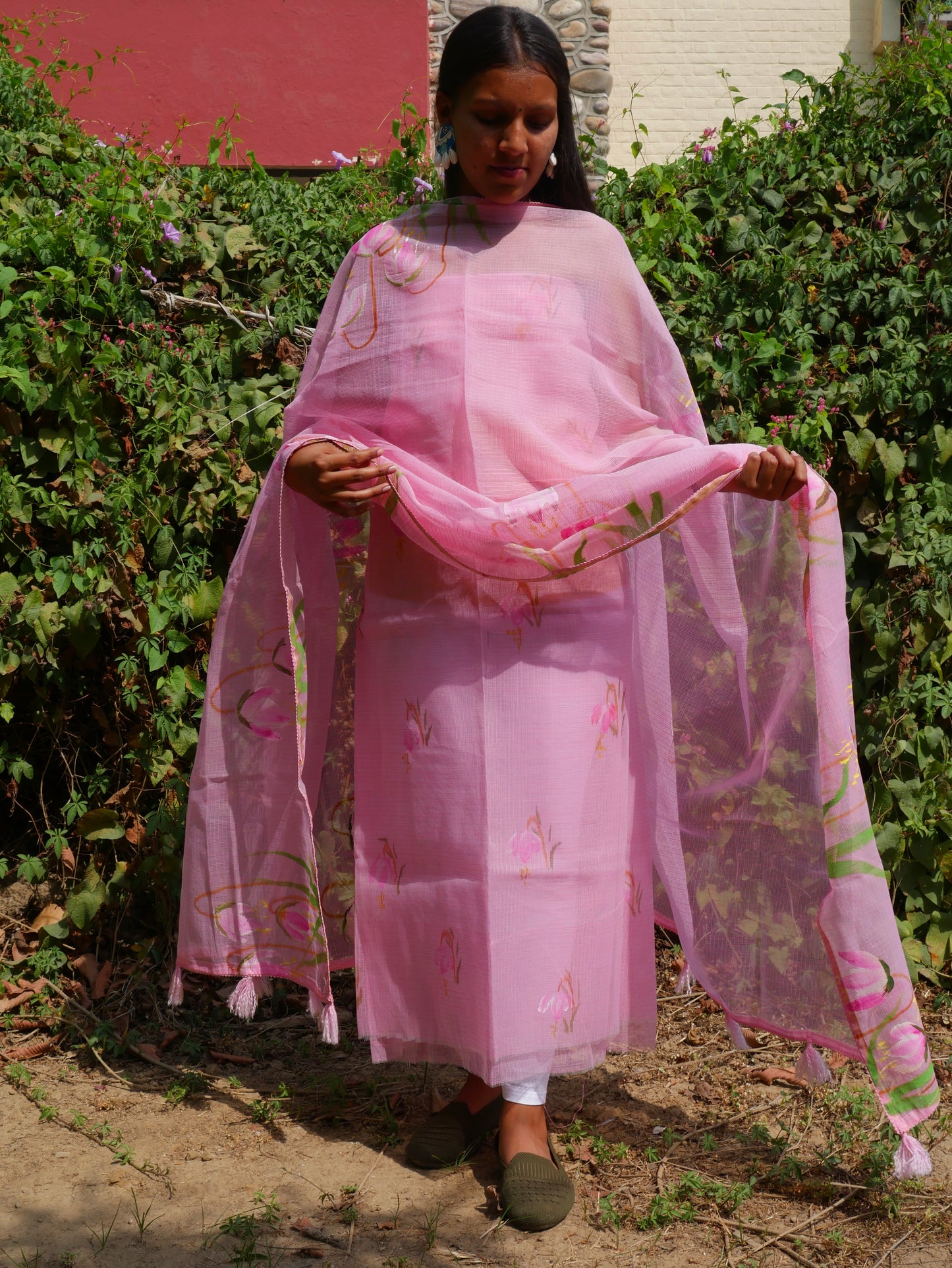 Hand painted pink blossoms flower on kota doria.