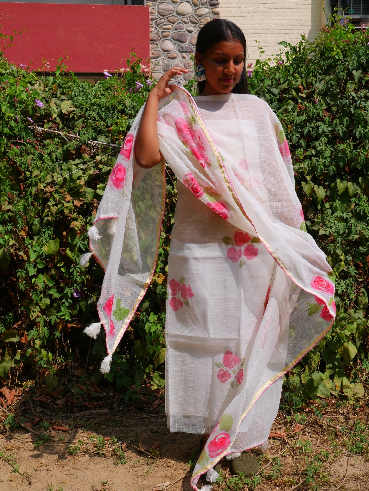 Hand painted roses on white kota doria suit