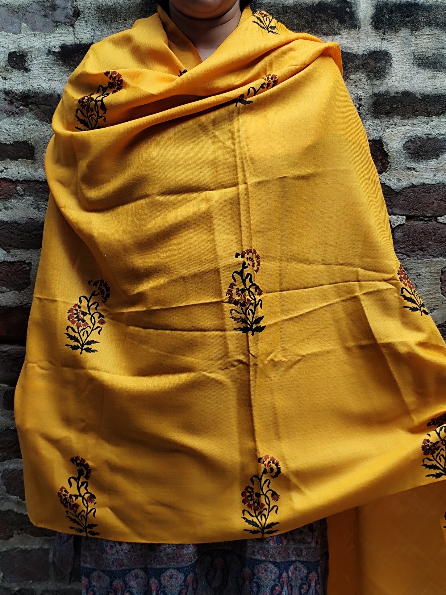 Handblock woolen shawl