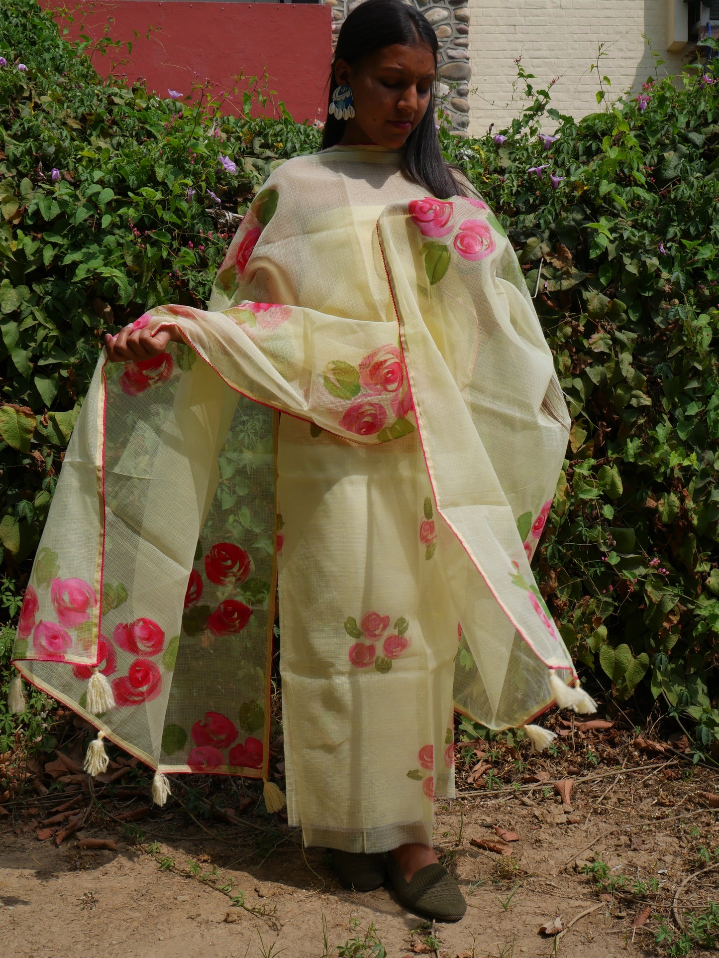 Lemon Handpainted roses on kota doria suit