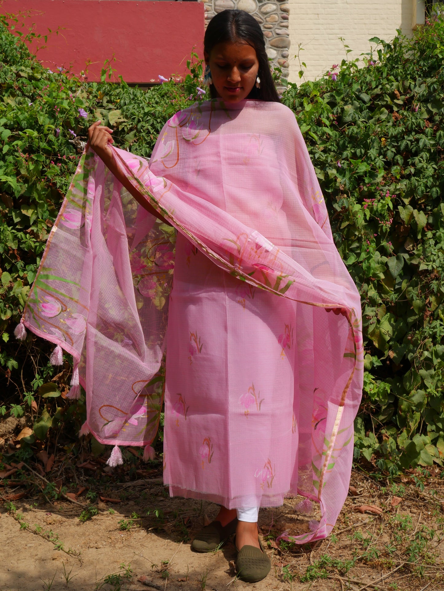 Hand painted  pink blossoms flower on kota doria.