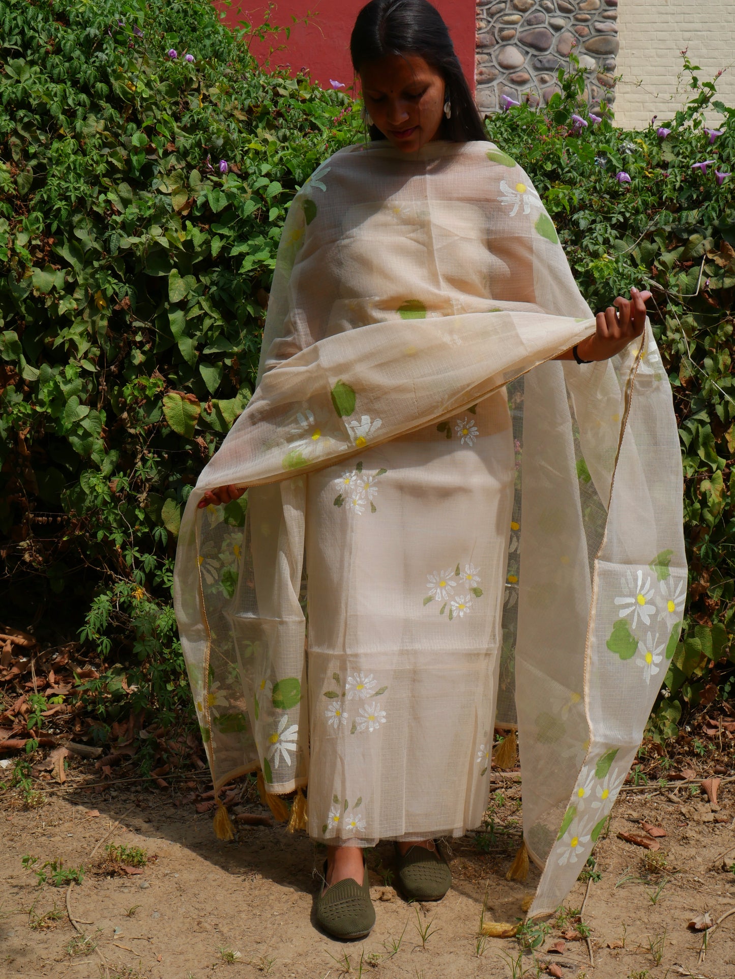 Handpainted motifs on beige kota doria suit